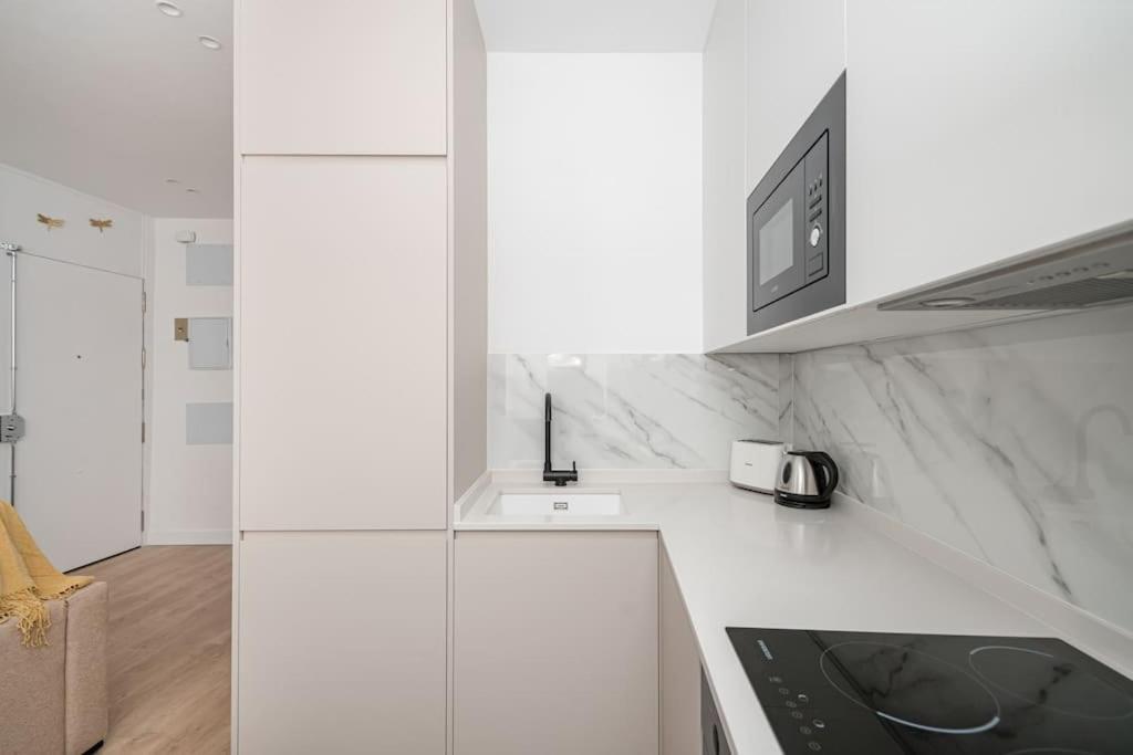 Lalatina I Calle Costanilla San Pedro 1Br 1Bh Madrid Eksteriør billede